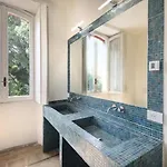 Apart Otel Alcaeus - Luxury Albavilla