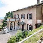 Alcaeus - Luxury Apart Otel Albavilla