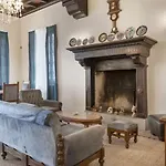 Alcaeus - Luxury Apart Otel
