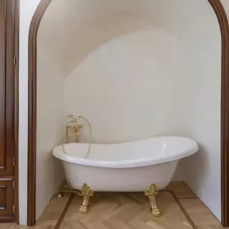 Lägenhetshotell Nagi - Luxury 3*